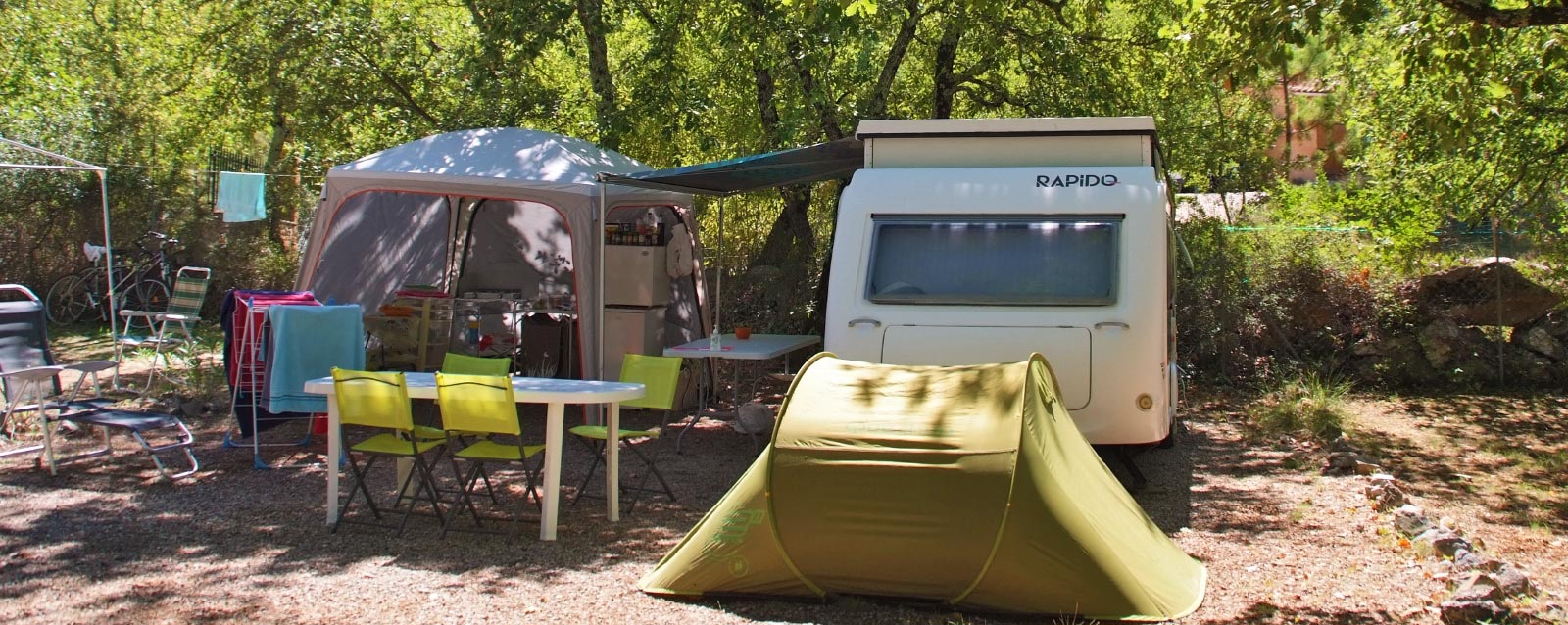 Votre emplacement caravane au camping du Var Le Parc